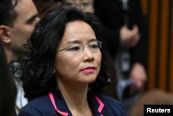 Jurnalis Australia berdarah China, Cheng Lei, di Gedung Parlemen Australia, Canberra, pada 17 Juni 2024. (Foto: Lukas Coch via REUTERS)