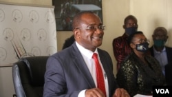 Va Douglas Mwonzora 